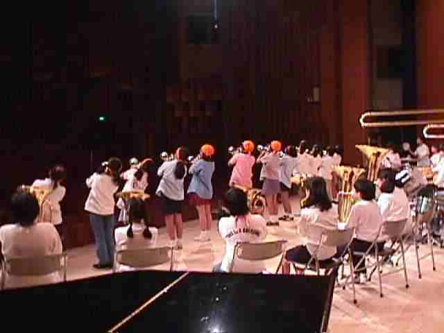 �x���Ă������I���菬�w�Z�̊F����