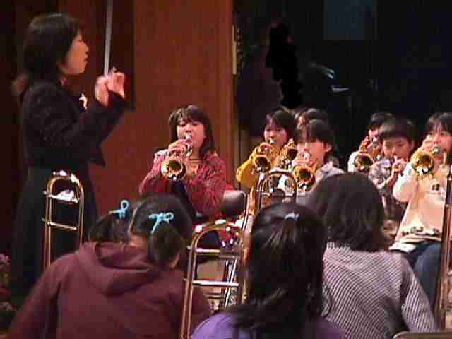 剣野小学校の皆さん・・・真剣!